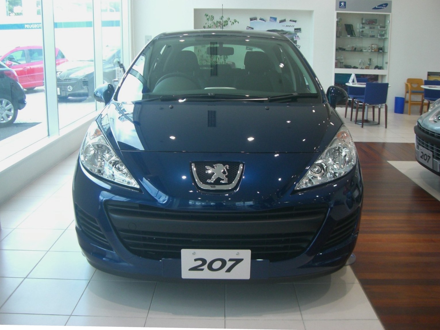 NEW２０７デビュー