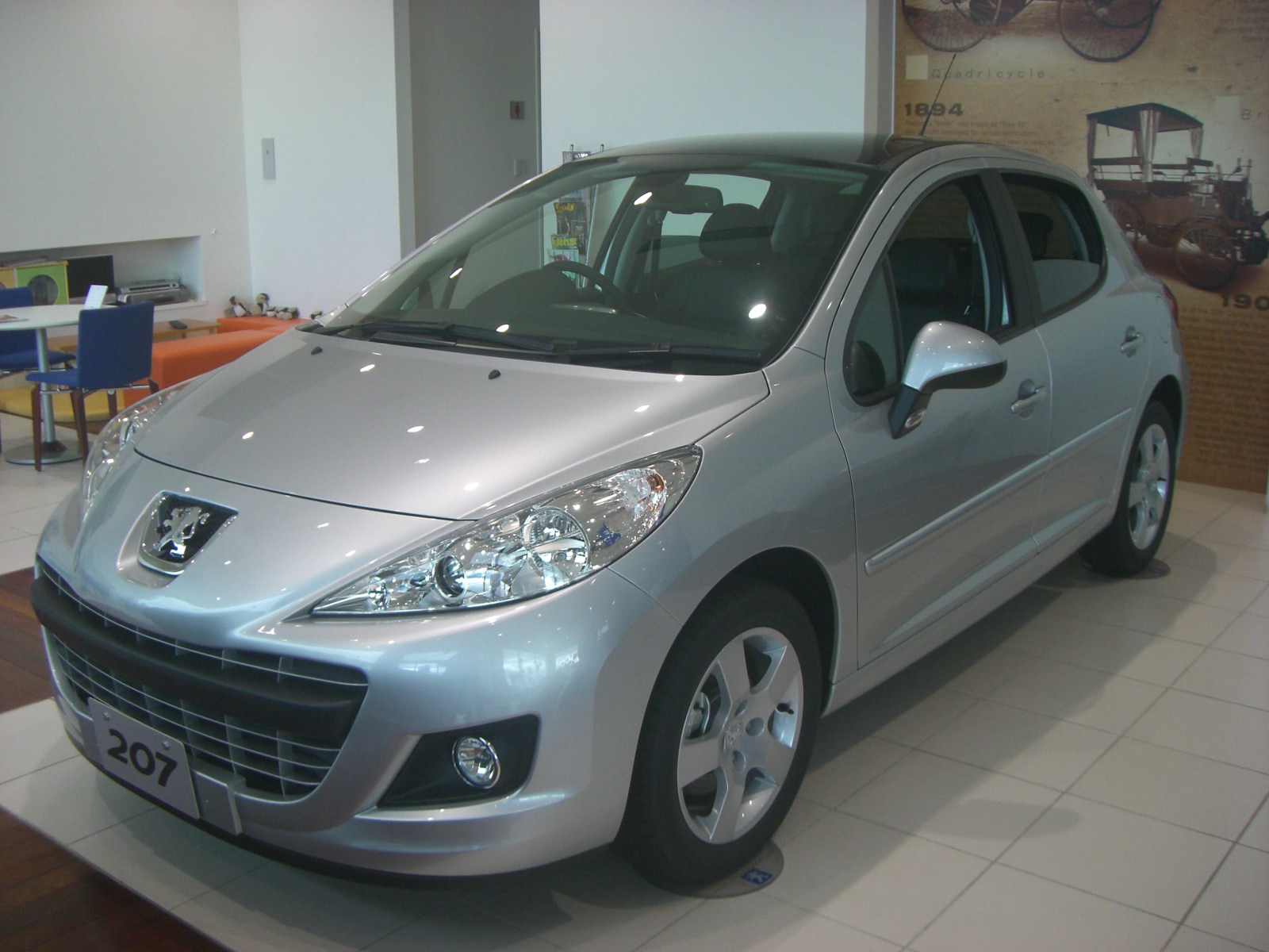 NEW２０７デビュー