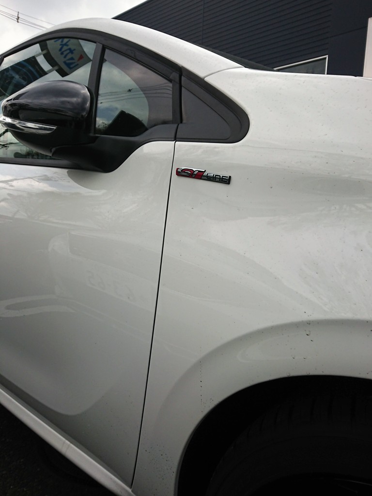 208 GT Line Black Pack ご覧頂けます！！