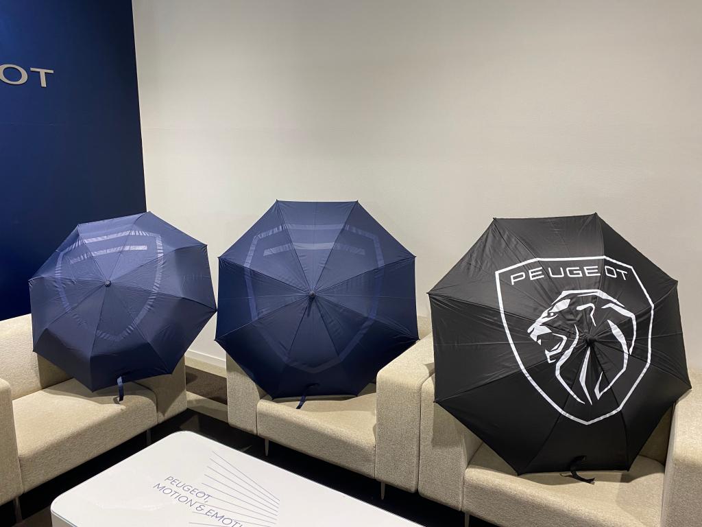 ブティックコーナー新作入荷致しました！