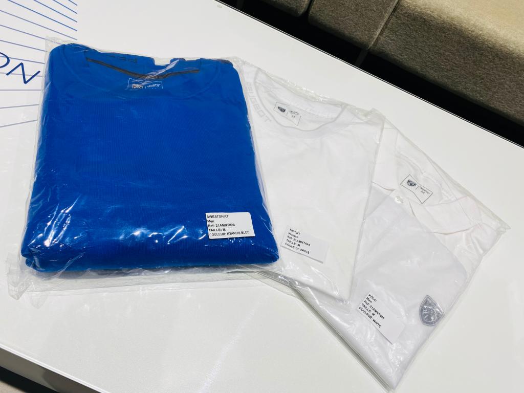 ブティックコーナー新作入荷致しました！