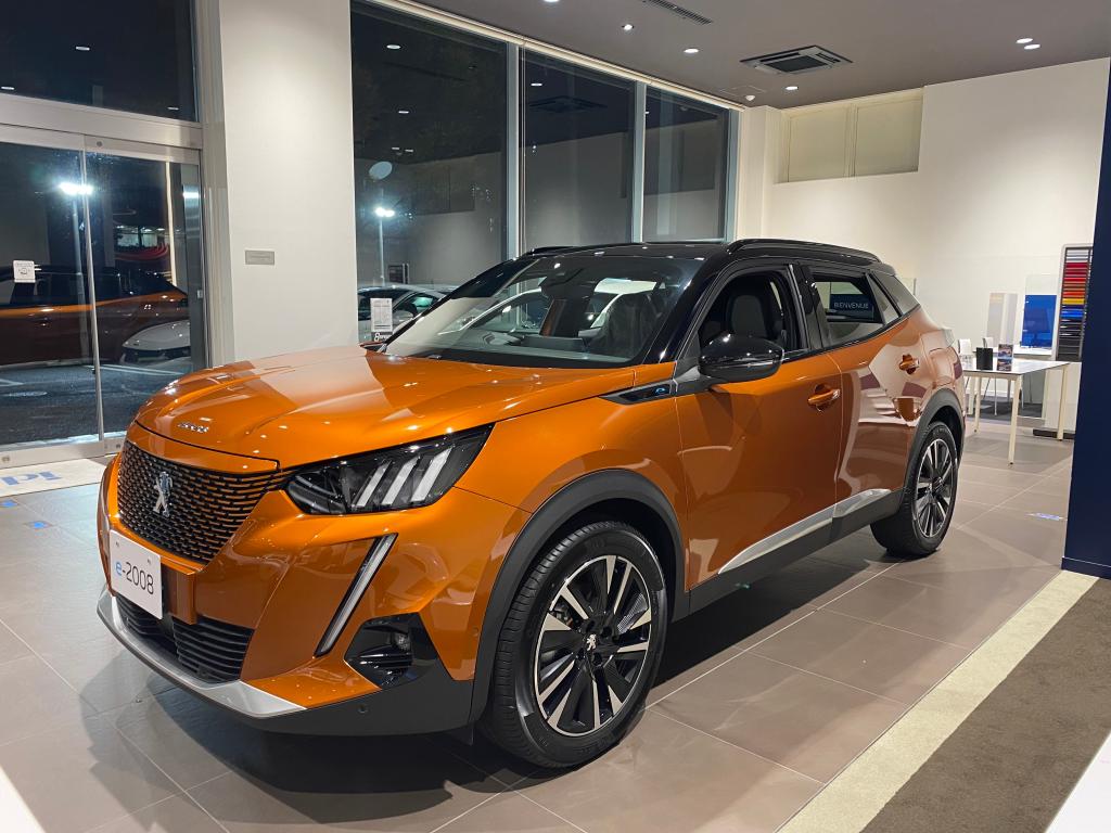 ショールーム展示車両を入れ替えしました！