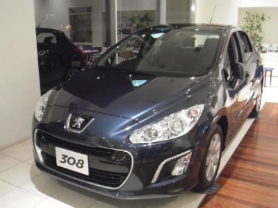 本日は新しいフェイスとなった３０８をブログに取り上げたいと思います。