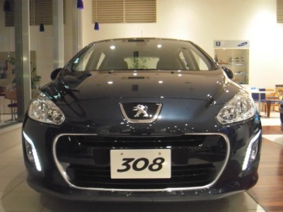 本日は新しいフェイスとなった３０８をブログに取り上げたいと思います。
