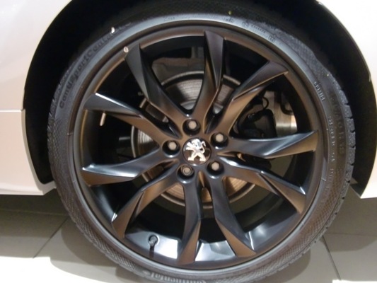 限定車RCZ ONIX