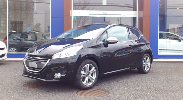 208Allure、即納車ございます！