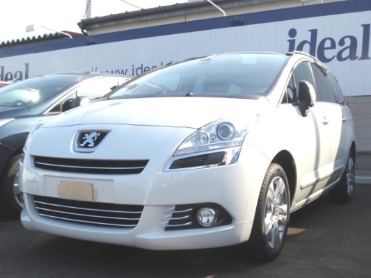 かなりレア！？5008のレザーパッケージ