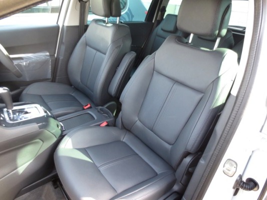 かなりレア！？5008のレザーパッケージ