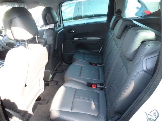 かなりレア！？5008のレザーパッケージ