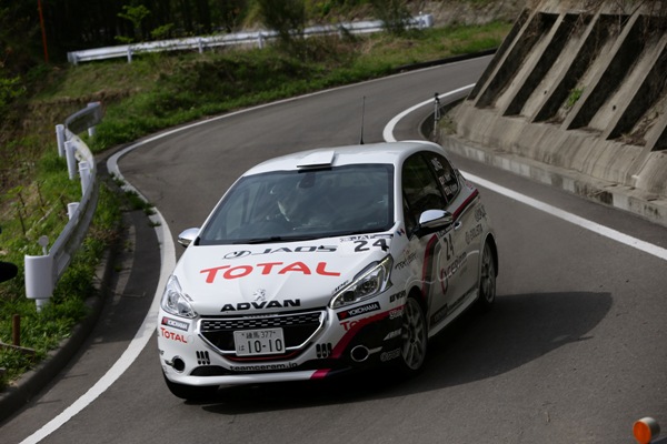 ２０８GTi「全日本ラリー選手権」開幕！