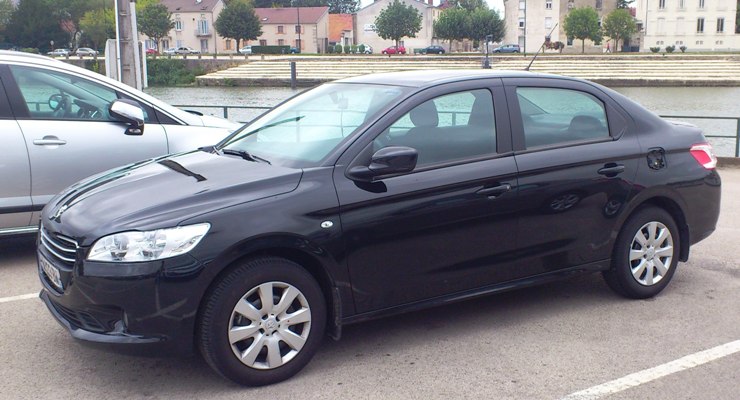 日本未導入のプジョー車紹介。