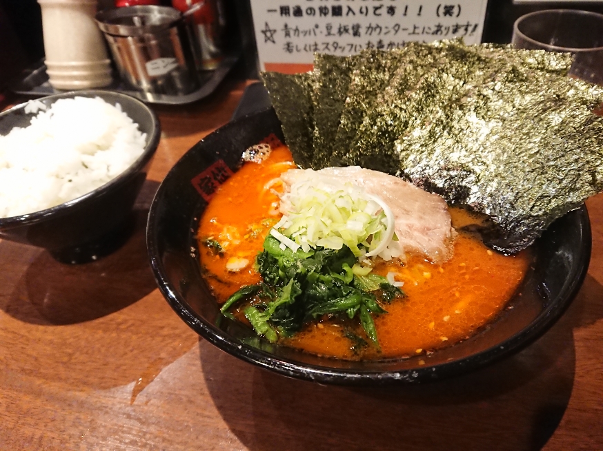 暑い夏に食べる、熱いラーメン(辛味)こそ至高！