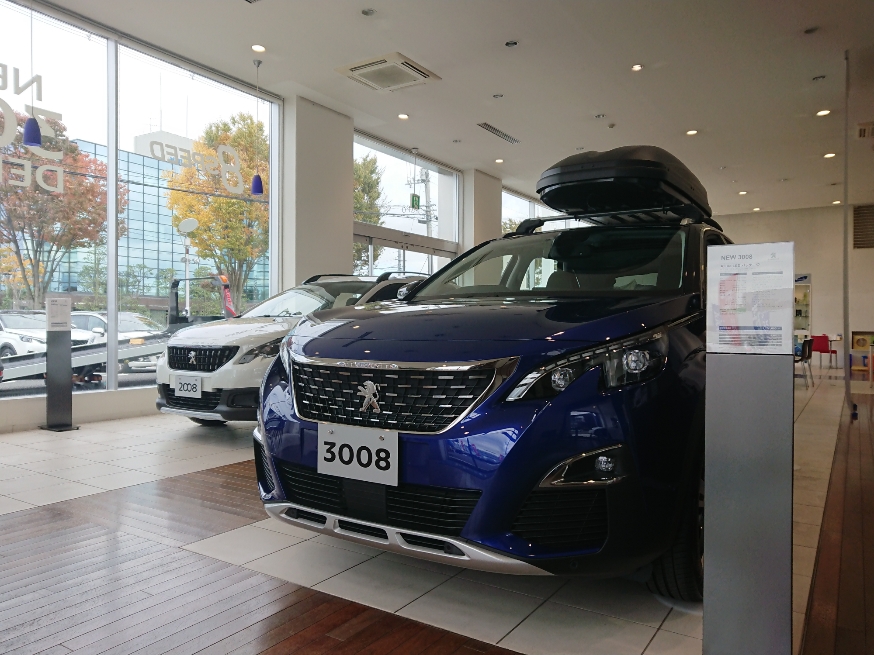 ショールーム展示車両の入れ替えです！
