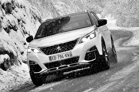 雪道の運転、ご注意下さい！