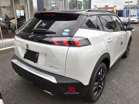 あのぉ・・・新しいクルマ、到着したのですが！！