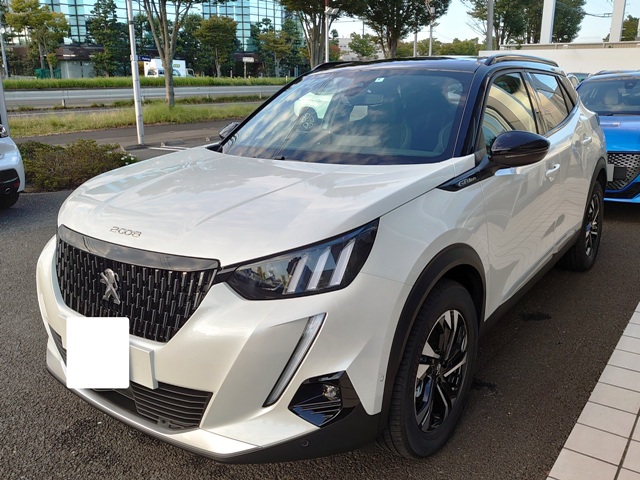 SUV PEUGEOT 2008 ご試乗できます！