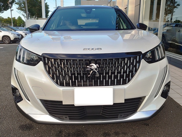 SUV PEUGEOT 2008 ご試乗できます！