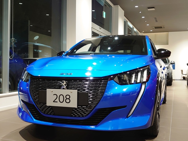 ショールーム展示車両入れ替えました！