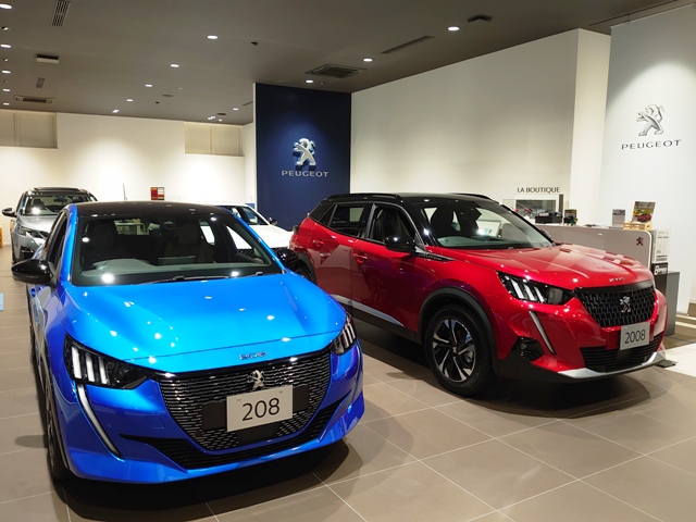 ショールーム展示車両入れ替えました！