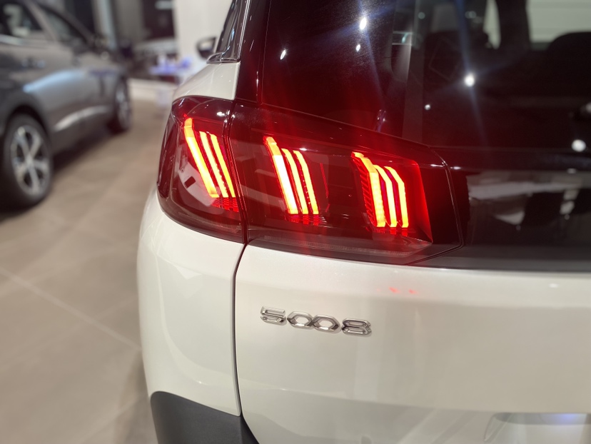 ショールーム展示車両を入れ替えしました！