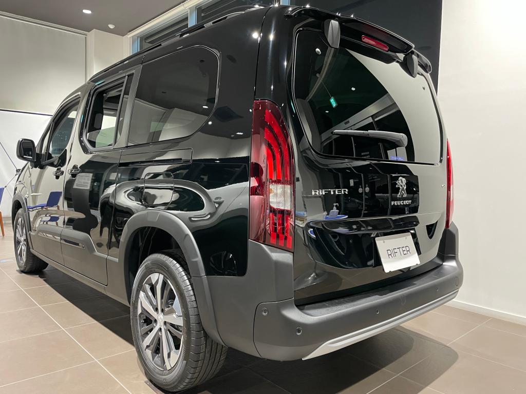 RIFTER LONG　サードシートはいかほど？？