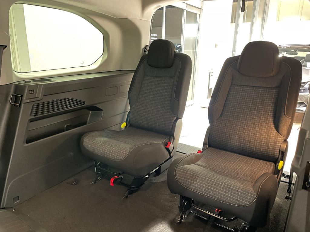 RIFTER LONG　サードシートはいかほど？？