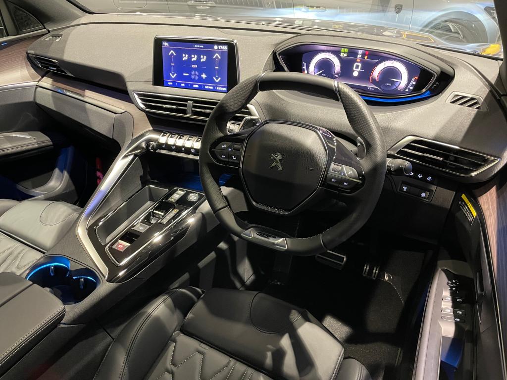 3008 GT Executive Edition！