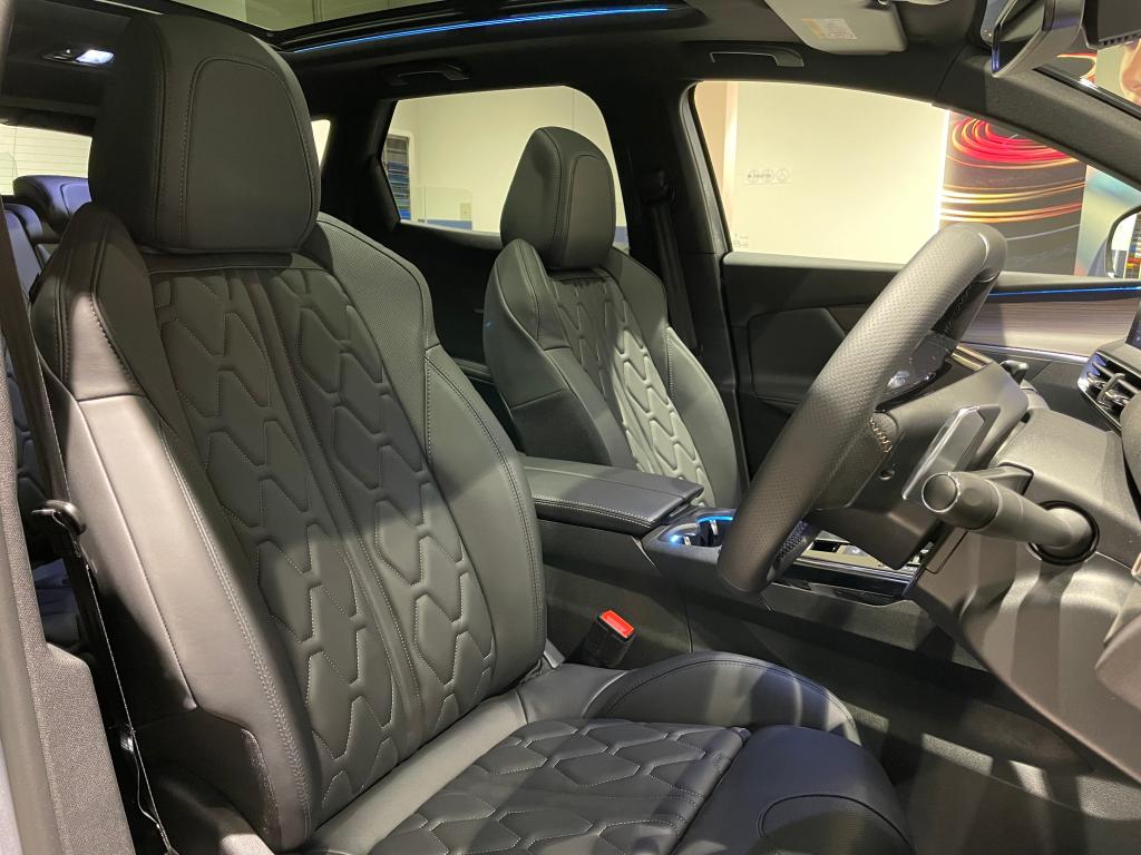 3008 GT Executive Edition！